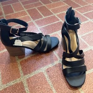 Size 10 women’s dress heel